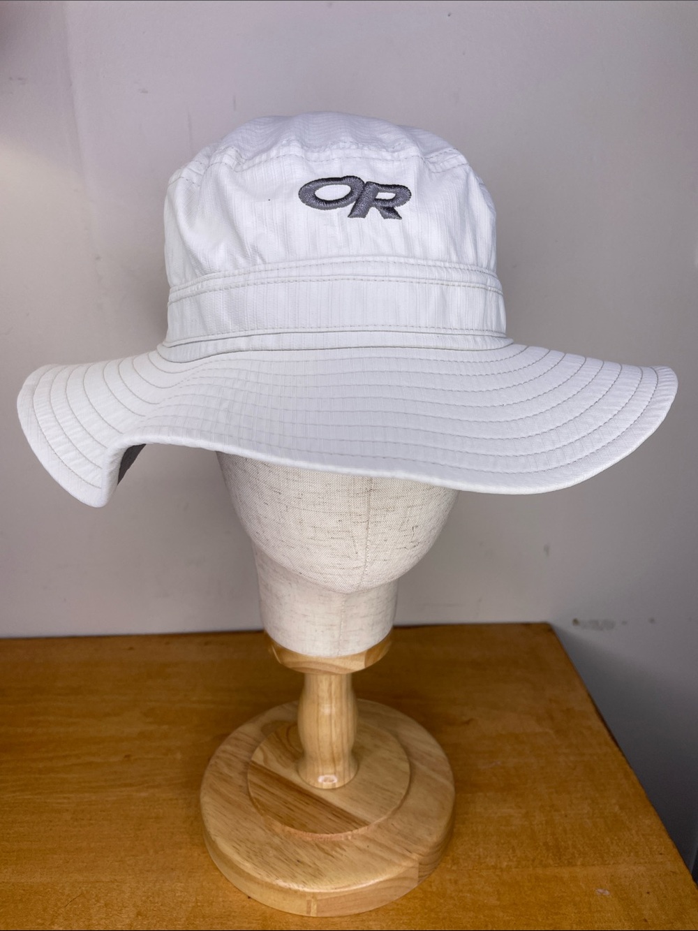 Outdoor Research White Wide-Brim Sun Hat with OR Logo
